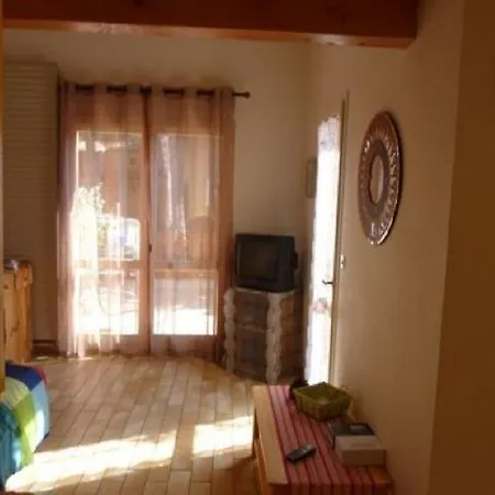 6 Pers, 2 Chambres, 1 Mezzanine, 2 Salle De Bain, Terrasse + Piscine + Parking, Proche Plage - Ref Para84 * Agde