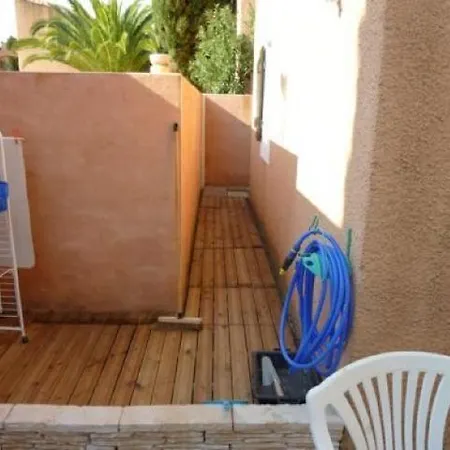 6 Pers, 2 Chambres, 1 Mezzanine, 2 Salle De Bain, Terrasse + Piscine + Parking, Proche Plage - Ref Para84 Agde