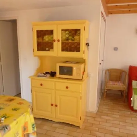 6 Pers, 2 Chambres, 1 Mezzanine, 2 Salle De Bain, Terrasse + Piscine + Parking, Proche Plage - Ref Para84